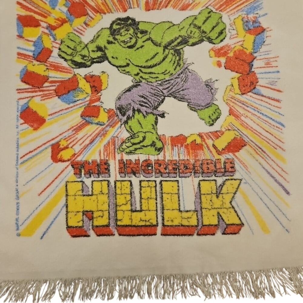 Marvel "The Incredible Hulk" Vtg 70s Collectible Bath Towel 39"x22" Fringe Good